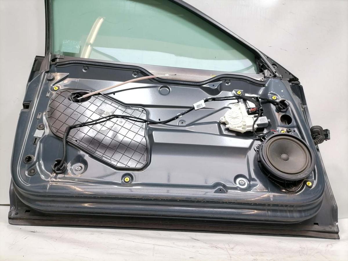 Audi A3 8P original T&uuml;r vorn links LZ7H Meteorgrau 3-T&uuml;rer Rohbau Bj.2011